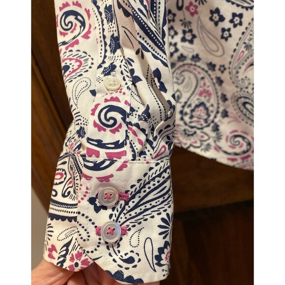 Talbots Womens Button Down Blouse size 6 or Small Fitted Purple Blue Paisley - Picture 4 of 9